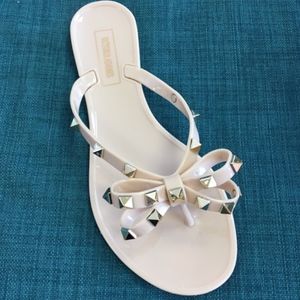 NEW Rock Stud Sandal Jelly Style Flip Flop Nude